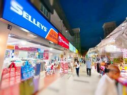 709 ANG MO KIO AVENUE 8 (D20), Shop House #480735351